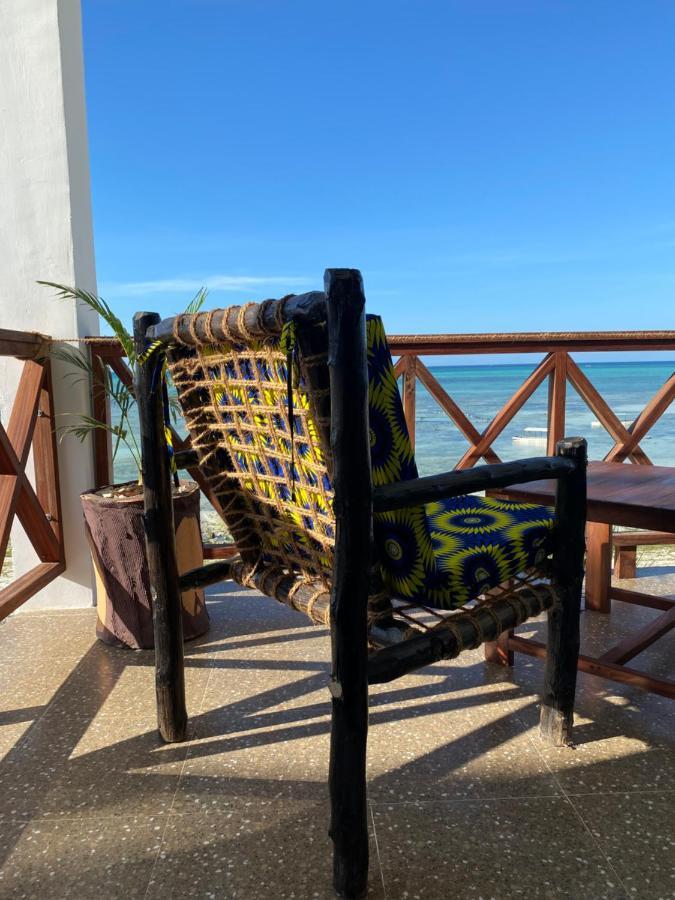 Crystal Beach Nungwi Luaran gambar
